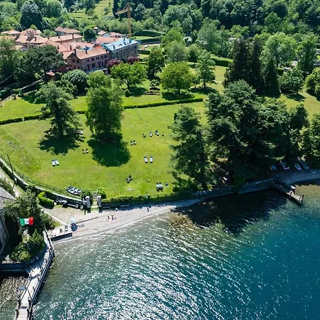 With Garden And Canoes On Orta * San Maurizio D'opaglio