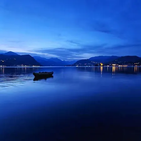 With Garden And Canoes On Orta Apartamento *